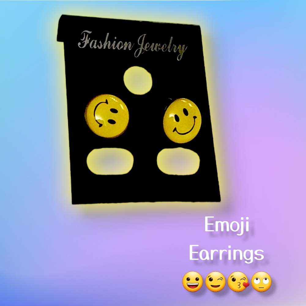 Emoji Earrings SET OF 2 Assorted Expressions Stud Earrings NWT